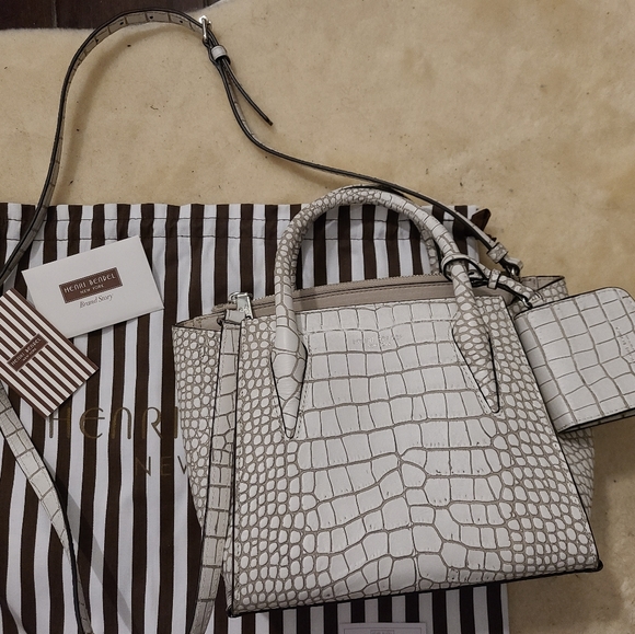 henri bendel Handbags - Henri Bendel Mini Crossbody Croc Bag